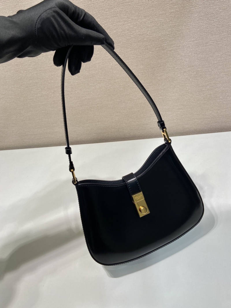 Pra*a hobo bags